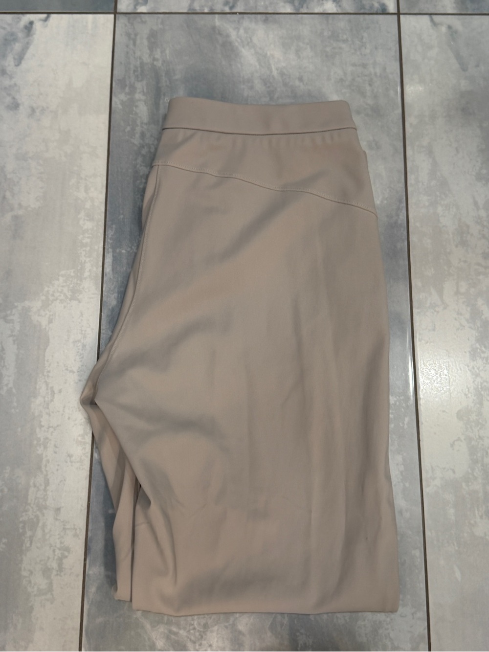 lululemon athletica women’s Light Gray work Pants